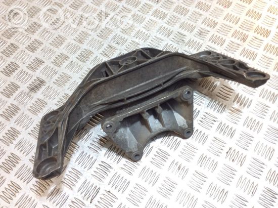 BMW 5 E60 E61 Gearbox mounting bracket 6761106
