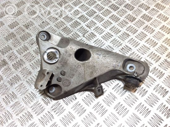 BMW X6 F16 Engine mounting bracket 6859785