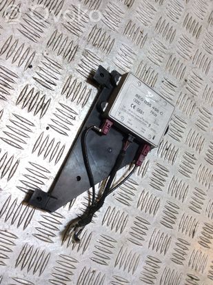 Audi A6 S6 C6 4F Aerial antenna amplifier 8E0035456C