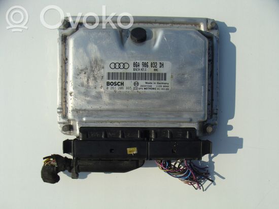 Audi A3 S3 8P Engine control unit/module 0261206865 06A906032DH
