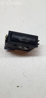 BMW 5 E39 Tailgate/boot open switch button 61318365579 61318365579 03052500