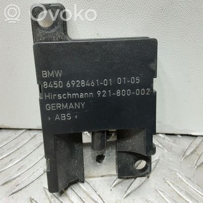 BMW 5 E60 E61 Aerial antenna amplifier 8450692846101 921800002