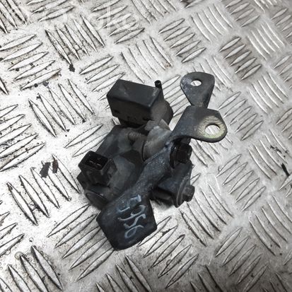BMW X5 E53 Turbo solenoid valve 2279600