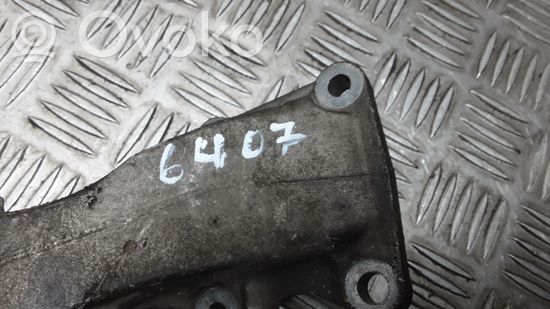 Mercedes-Benz A W168 Engine mounting bracket 1662230404