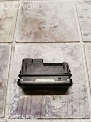 BMW 5 E39 Hazard light switch 8350947