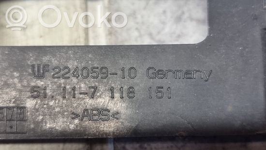 BMW 1 E81 E87 Fog light bracket 51117118151 22405910