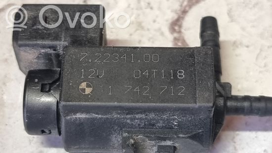 BMW 1 E81 E87 Vacuum valve 72234100 04T118 1742711