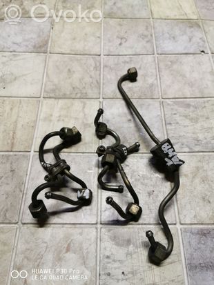 BMW 1 E81 E87 Fuel line pipe