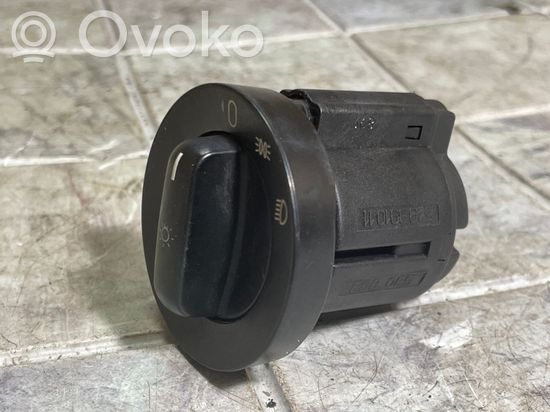 BMW 5 E39 Fog light switch 549391011