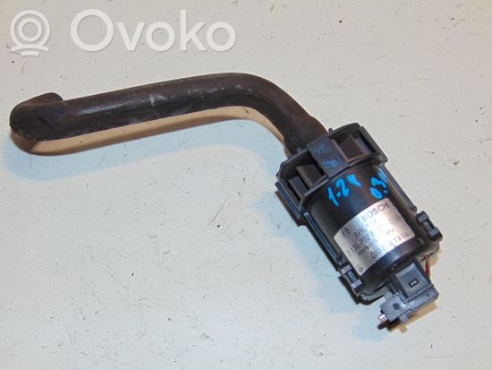 Mercedes-Benz E W124 Interior temperature sensor A0008301908 0130002802