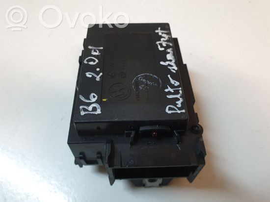 Volkswagen PASSAT B6 Ignition key card reader 3C0905843