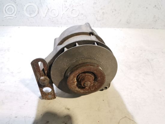 BMW 5 E28 Generator/alternator 0120489028