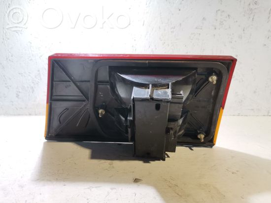 BMW 5 E34 Tailgate rear/tail lights 321945259