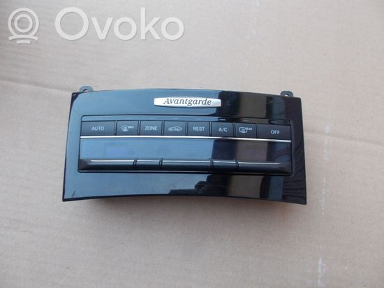 Mercedes-Benz E W212 Climate control unit 2129008708