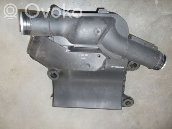 BMW 3 E90 E91 Air filter box 7556547