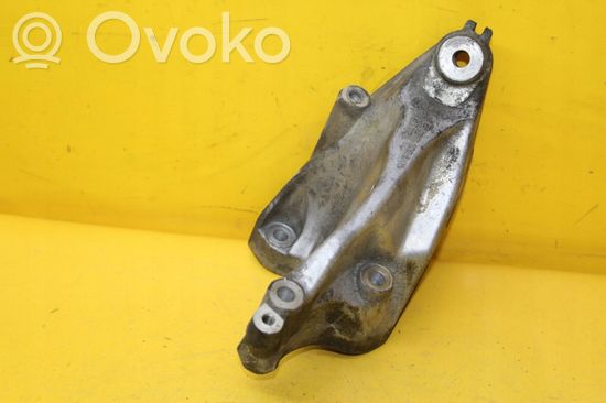 Volkswagen Crafter Engine mounting bracket 076199308