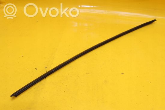 Audi A3 S3 8P Windshield trim