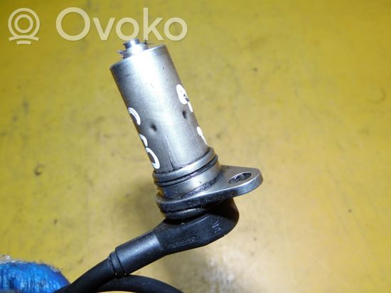 Audi A4 S4 B5 8D Crankshaft position sensor 028907319B