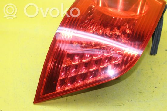 Volkswagen Phaeton Rear/tail lights