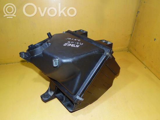 Audi A6 S6 C5 4B Air filter box 4B0133835K
