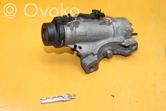 Audi A4 S4 B7 8E 8H Ignition lock 4B0905851M
