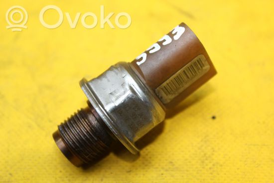 Audi A5 8T 8F Fuel pressure sensor 55PP2601