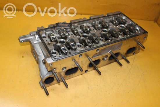 Volkswagen PASSAT B7 Engine head
