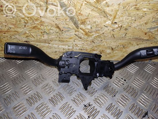 Audi A4 S4 B6 8E 8H Indicator stalk