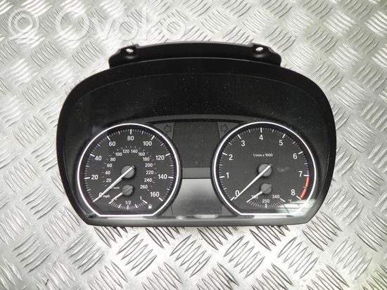 BMW 1 E82 E88 Speedometer (instrument cluster) 9220948 B1128