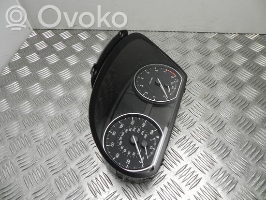 BMW 1 E82 E88 Speedometer (instrument cluster) 9220948 B1128