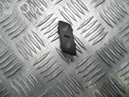 Volkswagen PASSAT B7 Central locking switch button 3AA962126 T4489