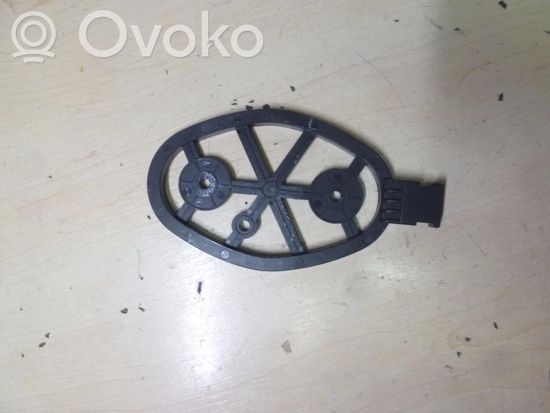 Audi A8 S8 D3 4E Aerial antenna amplifier 3D0909141B R819