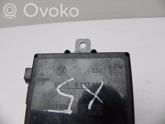 BMW X5 E53 Aerial antenna amplifier 8377656 U139