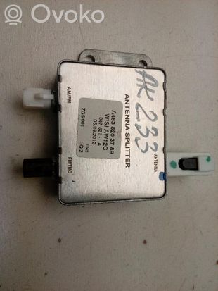 Mercedes-Benz C AMG W204 Aerial antenna amplifier A4638203789 AK233