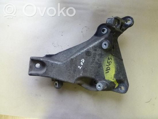 BMW 3 E90 E91 Engine mounting bracket 22116760309 VD455