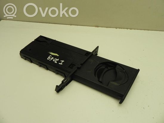 BMW 3 E90 E91 Cup holder back 51457127463 I7069