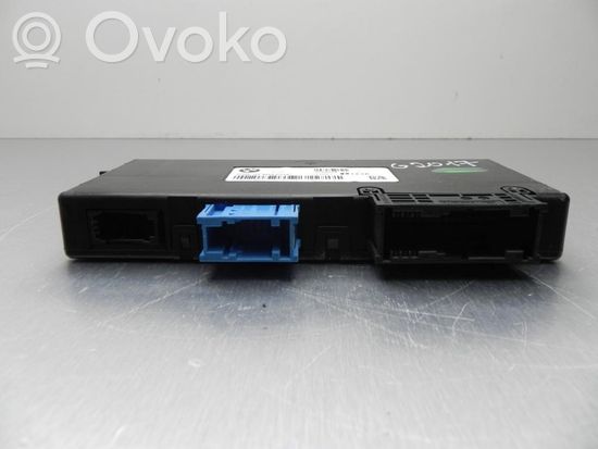 BMW 5 F10 F11 Gateway control module 9266409 G2017