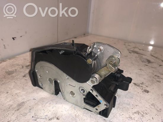 BMW 7 E65 E66 Rear door lock 7012146 D40-19