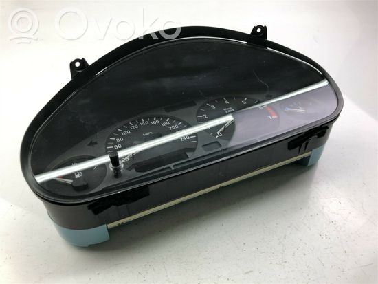 BMW 3 E36 Speedometer (instrument cluster) 8389948 G1000