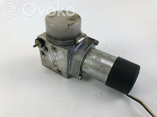 BMW 5 E39 Water pump HB70020002 A1238