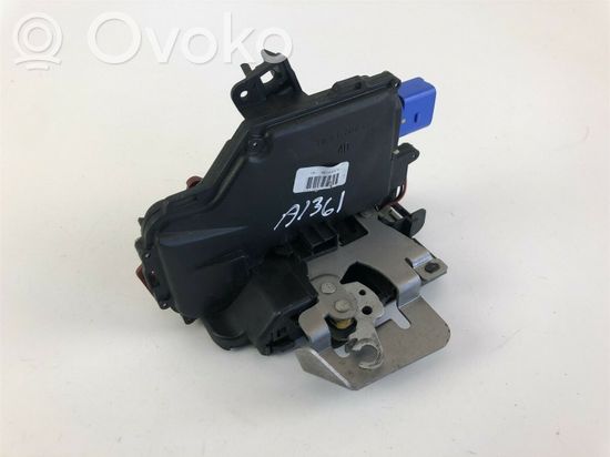 Audi A8 S8 D3 4E Loading door lock 4E1837016 A1361