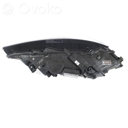 Audi Q7 4M Headlight/headlamp 4M0941040C