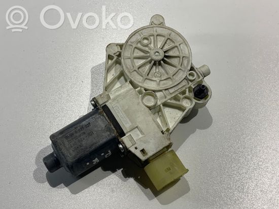 BMW 1 E81 E87 Front door window regulator motor 6927027