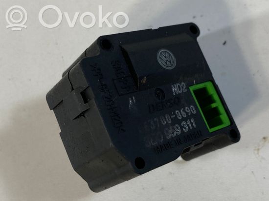 Volkswagen Phaeton Air flap motor/actuator 3D0959311
