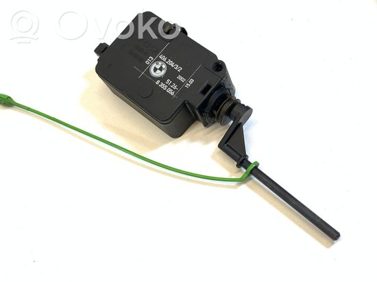 BMW X5 E53 Fuel tank cap lock 8355056