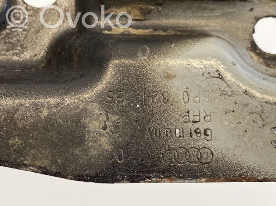 Audi A3 S3 A3 Sportback 8P Fender mounting bracket 8P0821135