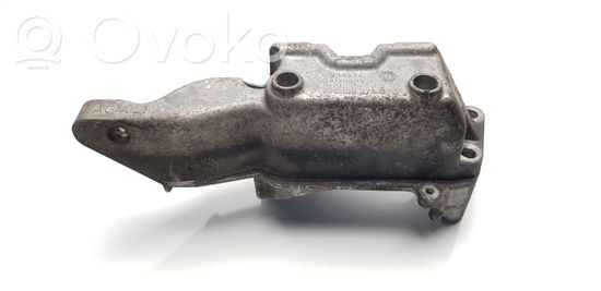 Volkswagen Golf IV Engine mounting bracket 036199275E