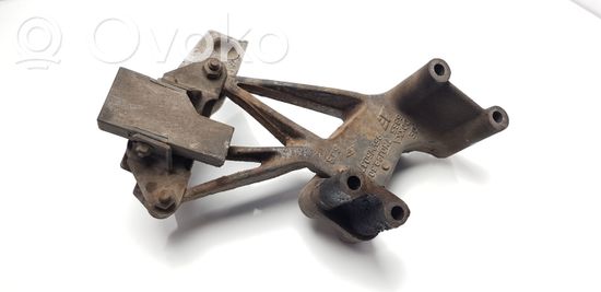 Volkswagen Sharan Engine mounting bracket 7M0199308B