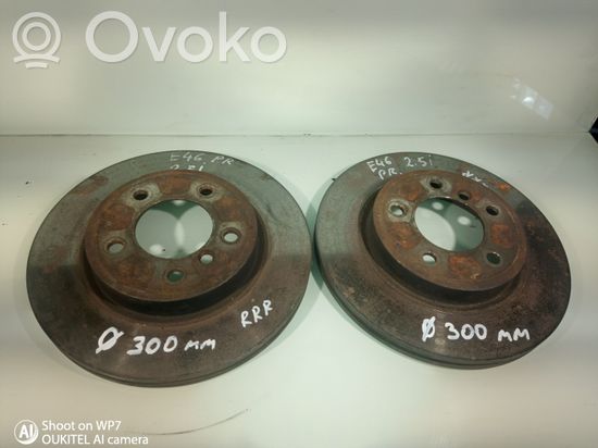 BMW 3 E46 Front brake disc 34111164539