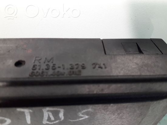 BMW 5 E34 Comfort/convenience module 61351379741